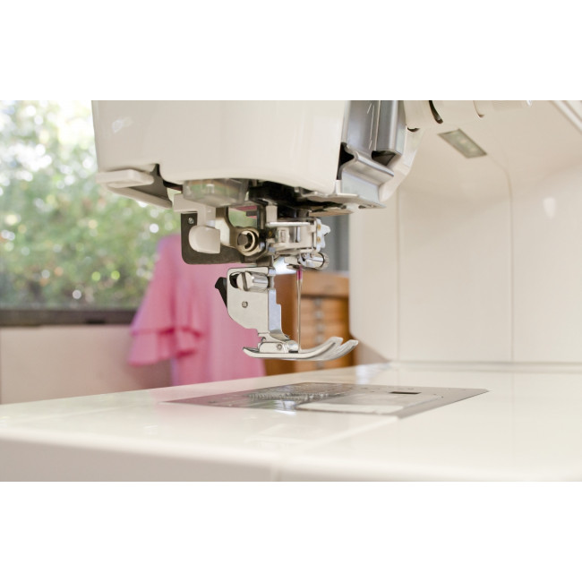 elna eXcellence 720PRO